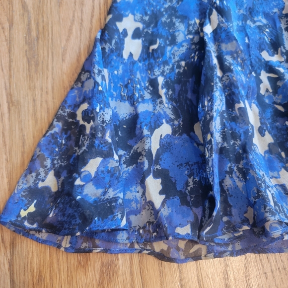 Charlotte Ronson Abstract Silk Flowy Skirt - Picture 4 of 11